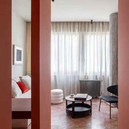 Atel Oda ve Kahvaltı 4*