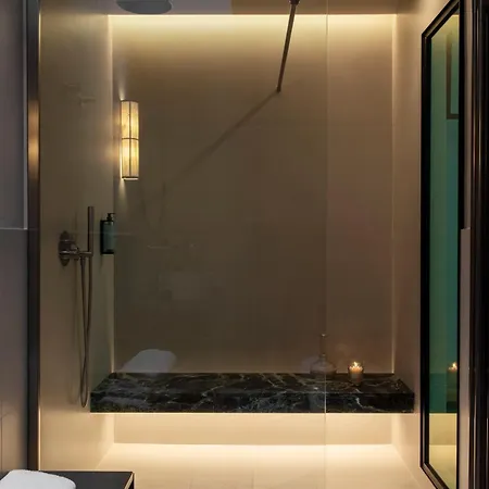 Atel Oda ve Kahvaltı 4*