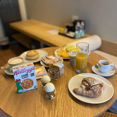 Oda ve Kahvaltı Atel Roma