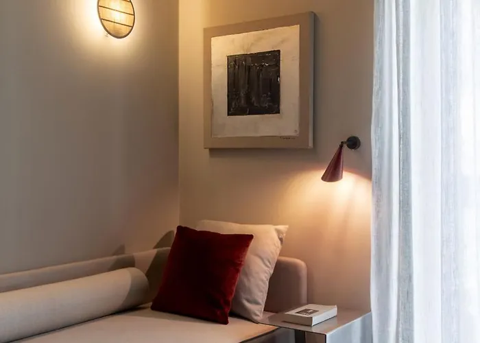 Atel Alojamento de Acomodação e Pequeno-almoço 4*